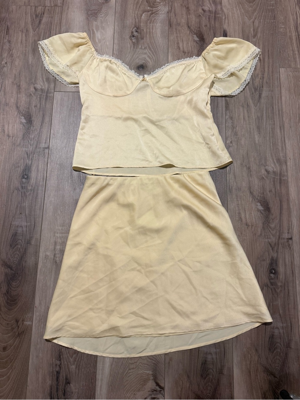 Wayf Pale Yellow Midi Skirt